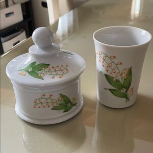 Lord & Taylor White Floral Bath Accessories Set